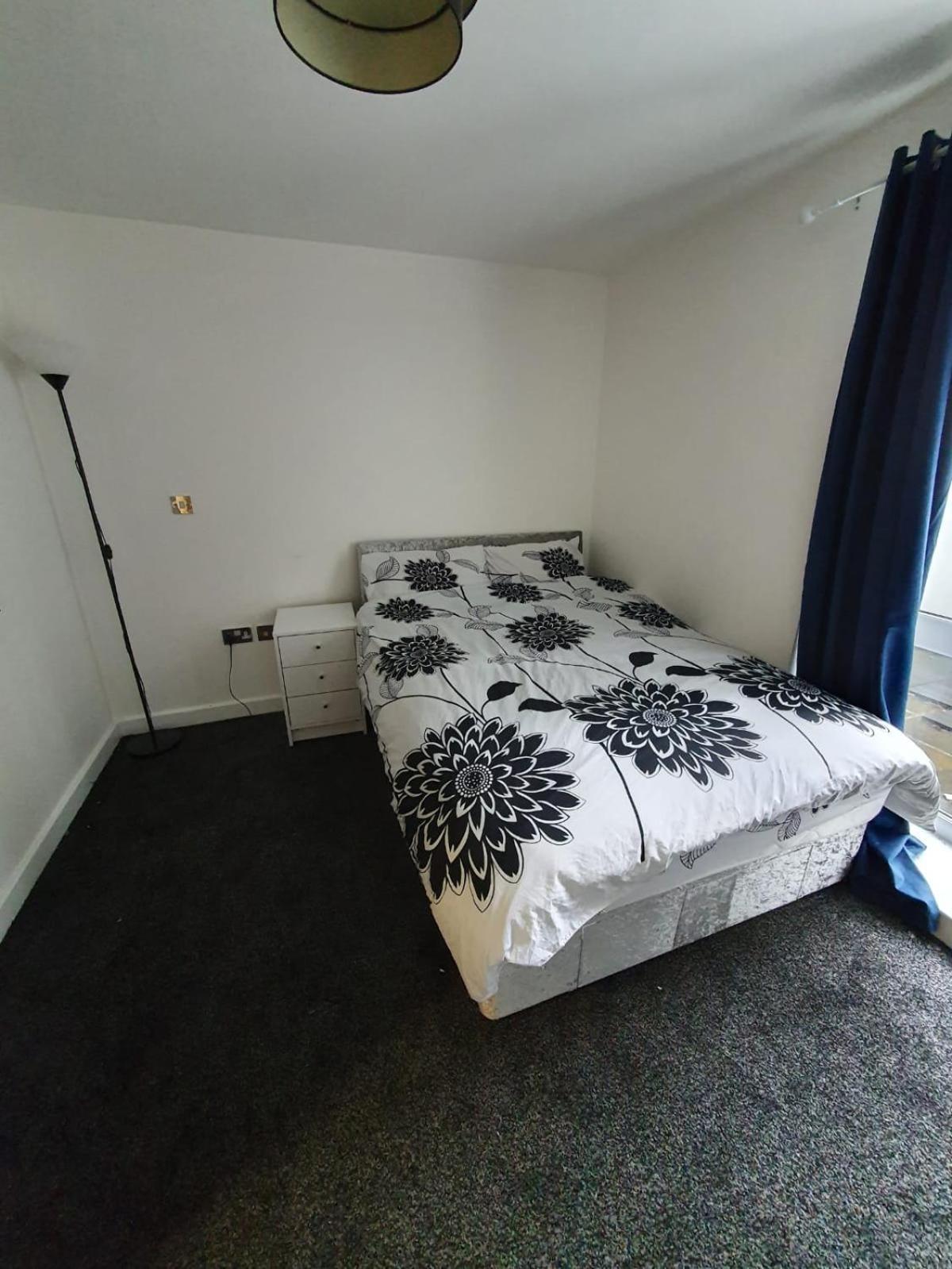 Quiet 2 Bedroom Flat In Darlington With Free Parking, Wi-Fi And More 外观 照片