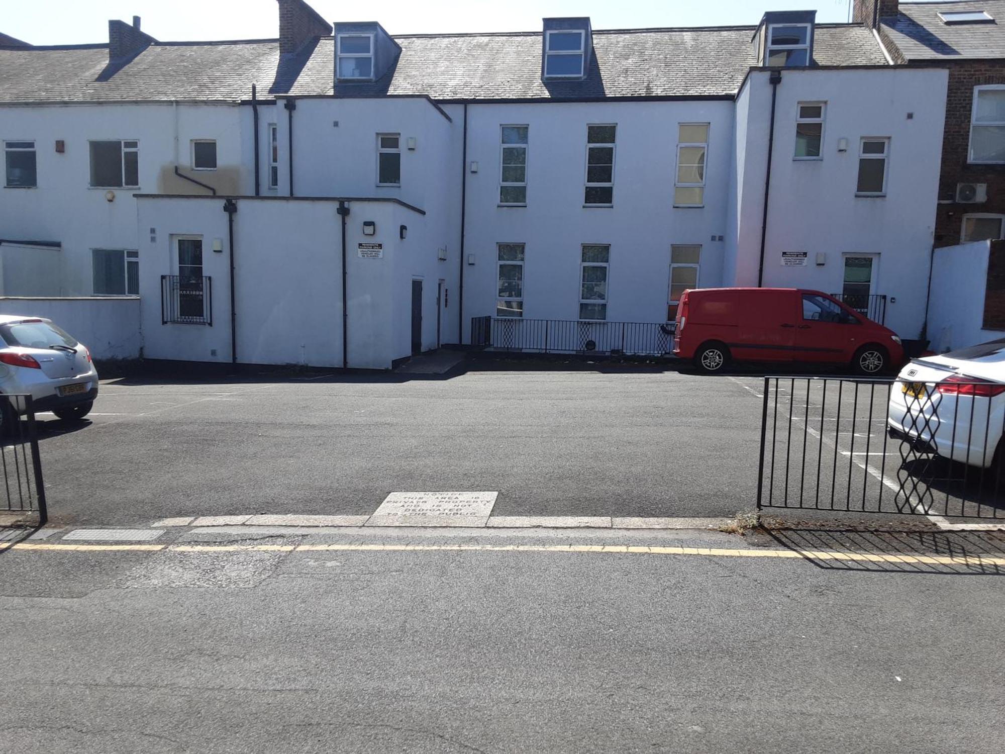 Quiet 2 Bedroom Flat In Darlington With Free Parking, Wi-Fi And More 外观 照片